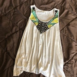 Flowy tank top with geometric design